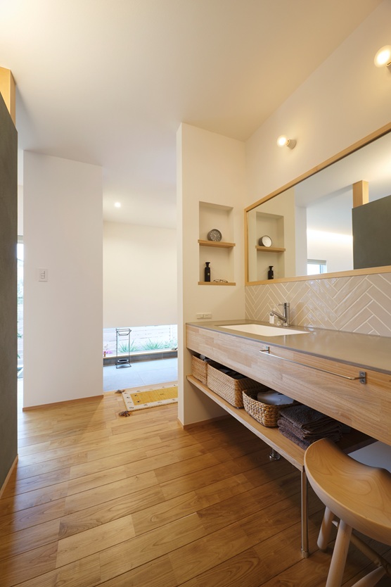 https://ambienthome.com/gallery/images/8935_2-1.jpg