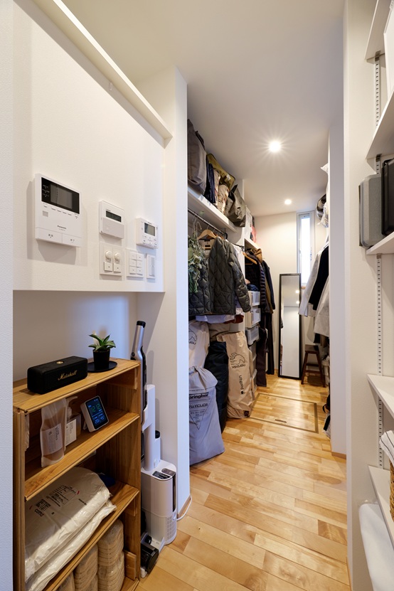https://ambienthome.com/gallery/images/8935_8-1.jpg